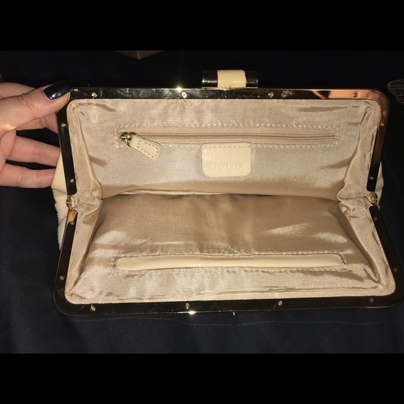 Bebe Clutch - Picture 5 of 7